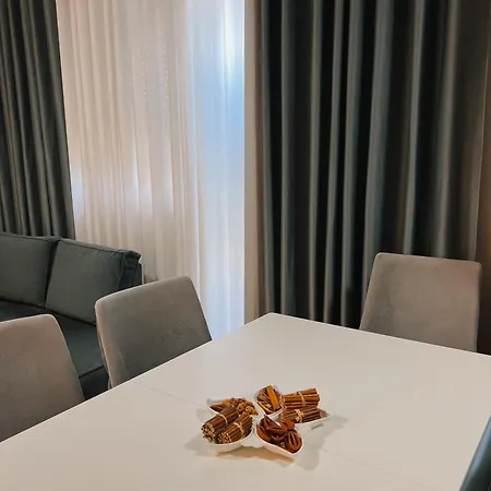 Green Apartment *