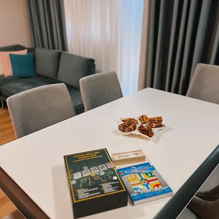 Apartament Green Apartment *